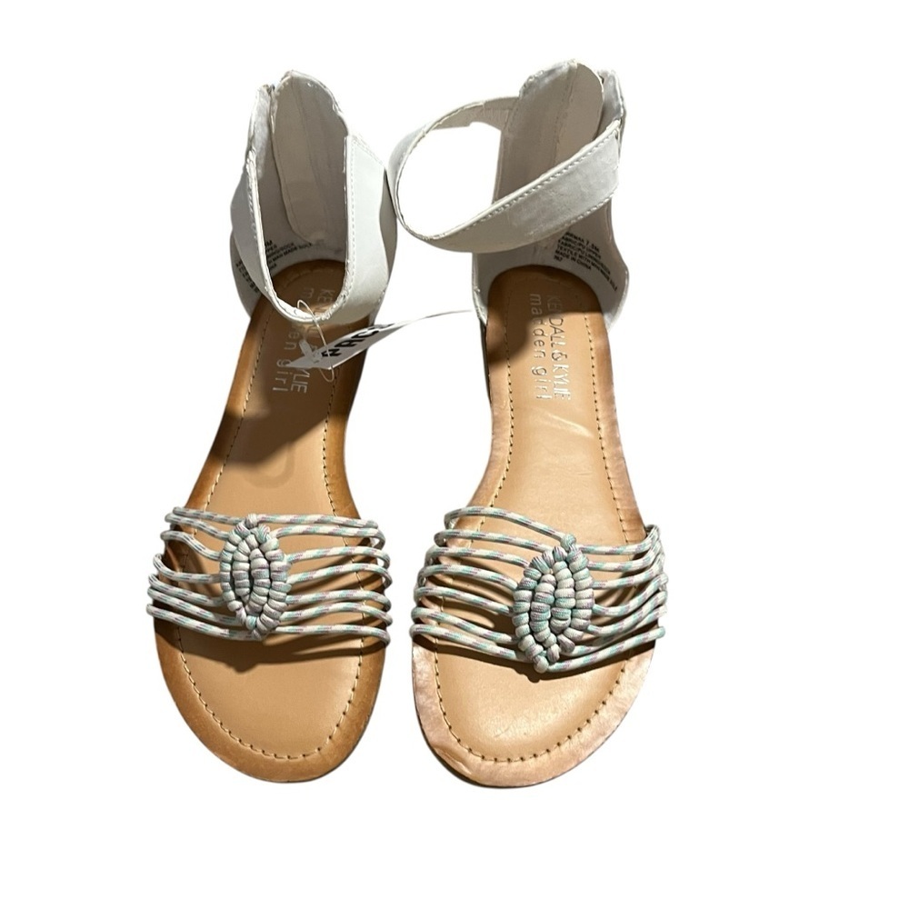 Steve Madden Girl Kendall Kylie Kardashian pacsun y2k new white sandals nwt 7.5